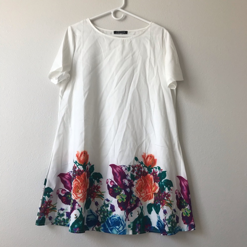 DRESS BUNDLE ✨ Floral White Shift Dress